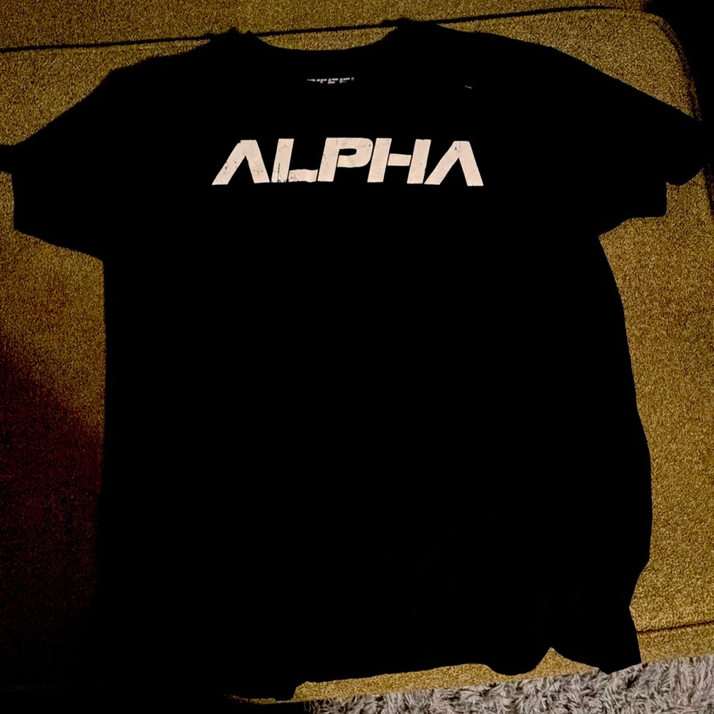 Alpha t-shirt black size large